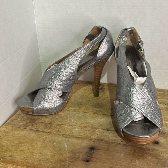 Coach adelle silver criss-cross pumps pebbled open‎ toe heels - Picture 11 of 11